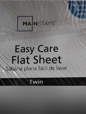 Mainstays Easy Care Set Of Flat Sheets, Four Pillow Cases  White New With Tags